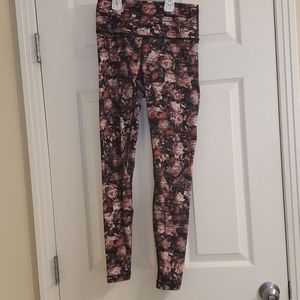 Lululemon Floral Wunder Unders
